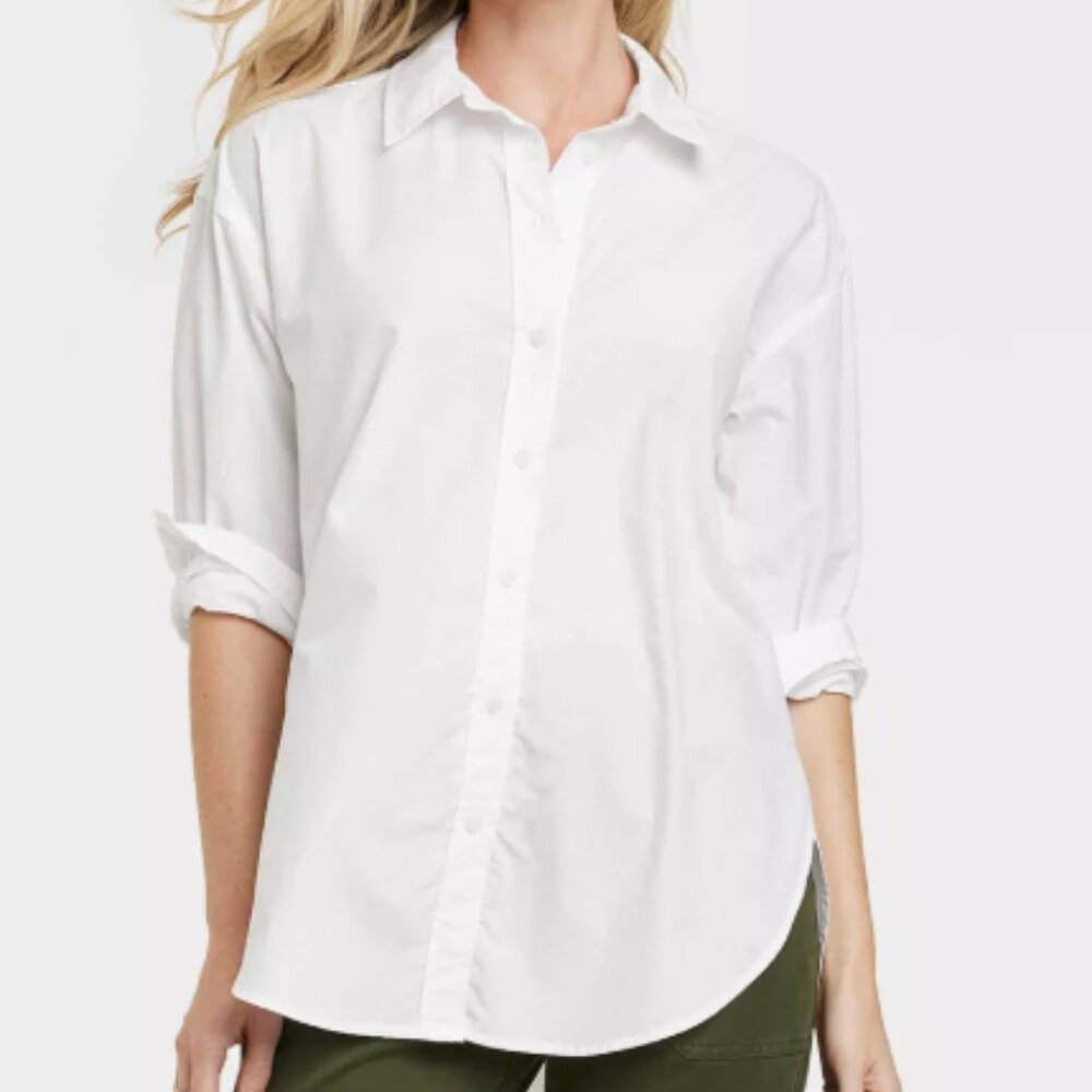 Women's Oversized Long Sleeve Collared Button-Down Shirt - NEVER WORN